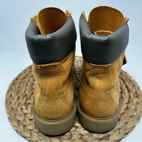 Timberland Leather 18094 6 Inch Waterproof Padded Collar Boots Size 10.5 Men's